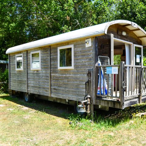 UNIEKE ACCOMMODATIE 4 personen - 2-slaapkamer 2-klaver caravan