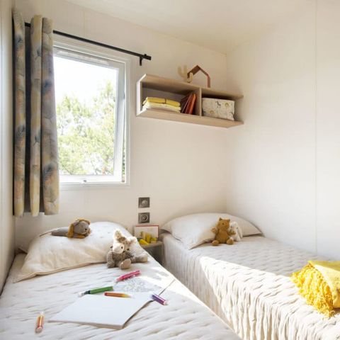 Stacaravan 8 personen - 3 klavers 4 slaapkamers 2 doucheruimtes