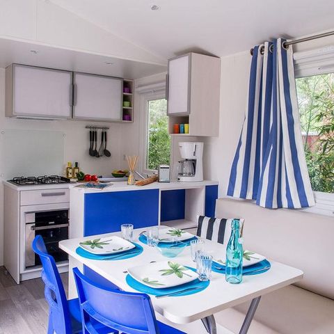 Stacaravan 4 personen - 2 slaapkamers - TV - CLIM - PLANCHA