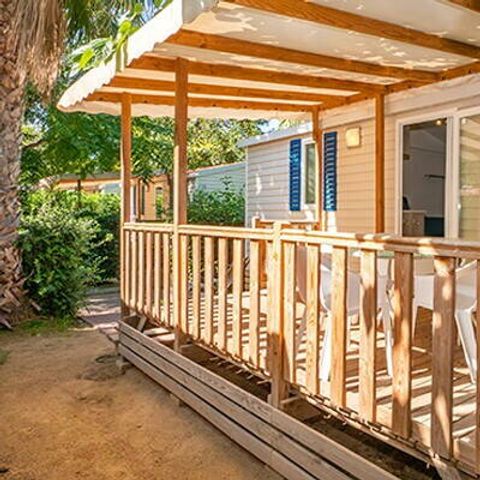 Stacaravan 6 personen - Mobile-home | Comfort | 3 Slaapkamers | 4/6 Pers. | Verhoogd terras | Airconditioning.