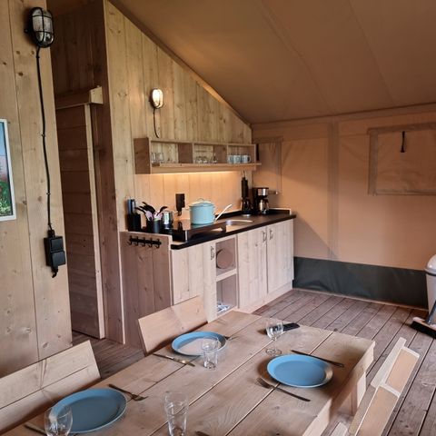 Safaritent 6 personen - incl. sanitair