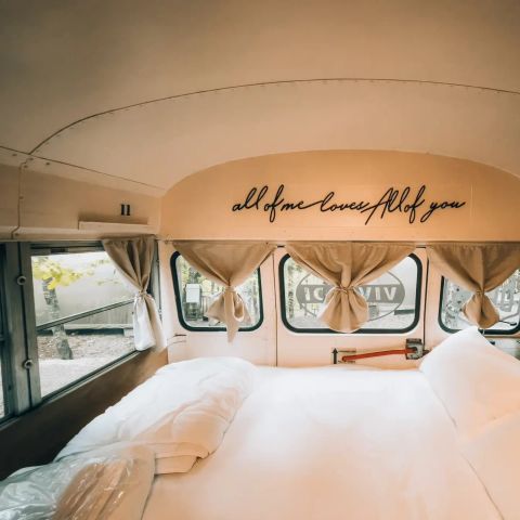 Caravan 4 personen - Schoolbus