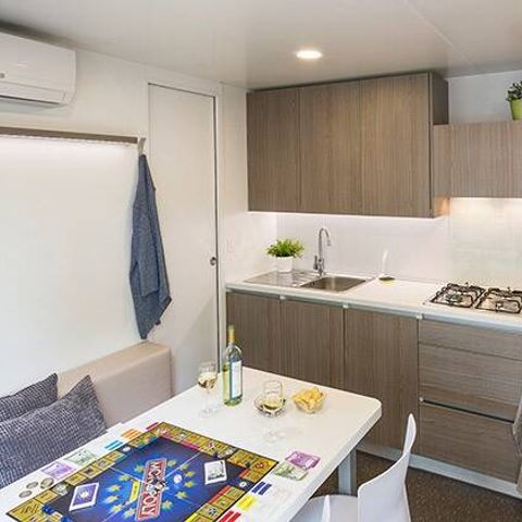 Stacaravan 5 personen - Stacaravan | Premium | 2 slaapkamers | 5 pers. | Terras Lounge | Airconditioning