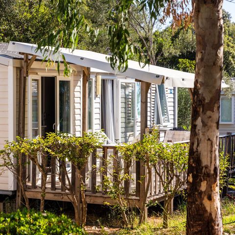 Stacaravan 6 personen - Mobile-home | Comfort | 2 Slaapkamers | 4/6 Pers. | Verhoogd terras | Airconditioning.
