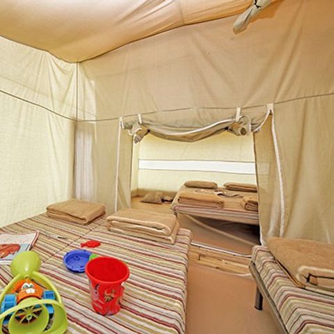 Glampingtent 5 personen - Canvas bungalow | 2 slaapkamers | 5 personen | Zonder badkamer