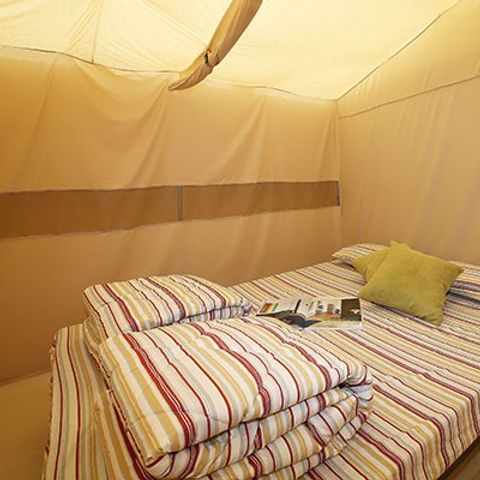 Glampingtent 5 personen - Canvas bungalow | 2 slaapkamers | 5 personen | Zonder badkamer