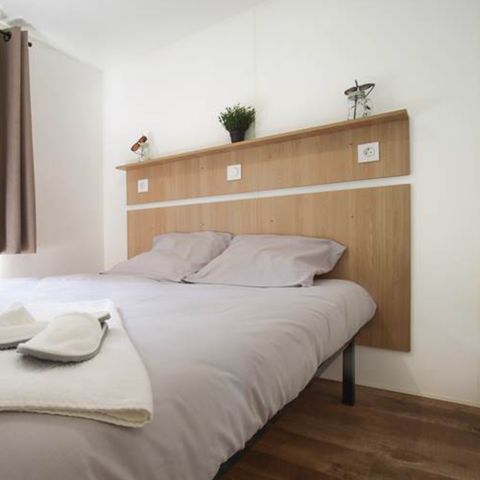 Stacaravan 4 personen - Nest29 30.8 m²- 2 slaapkamers + Overdekt terras + TV