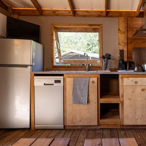 Safaritent 4 personen - Gezellige Glamping, 2 slaapkamers, 1 badkamer