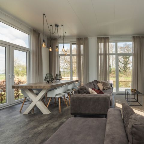 Bungalow 4 personen - River Cabin met hottub