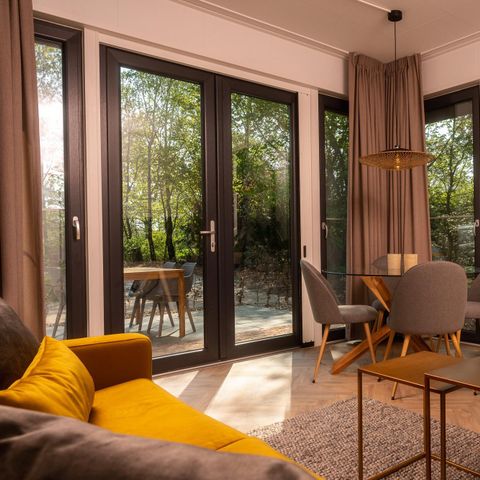 Groepsaccommodatie 28 personen - 7x Happy Oak Lodge (met Hottub)