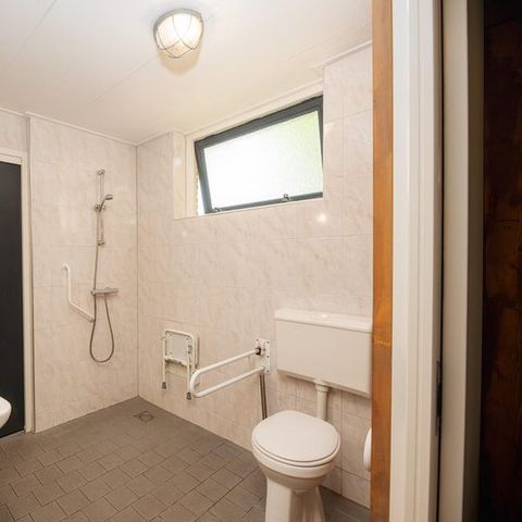 Bungalow 8 personen - Aangepaste kinderbungalow 'Boerderij' met warme bubbeltub