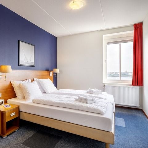 Bungalow 4 personen - VIP Waterfrontsuite EH904