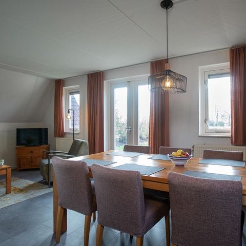 Bungalow 6 personen - Molendal achterzijde - kleine tuin