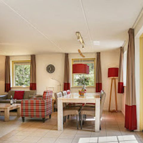 VAKANTIEHUIS 6 personen - Kinderhoevewoning 6DLK (max. 4 adults & 2 kids)