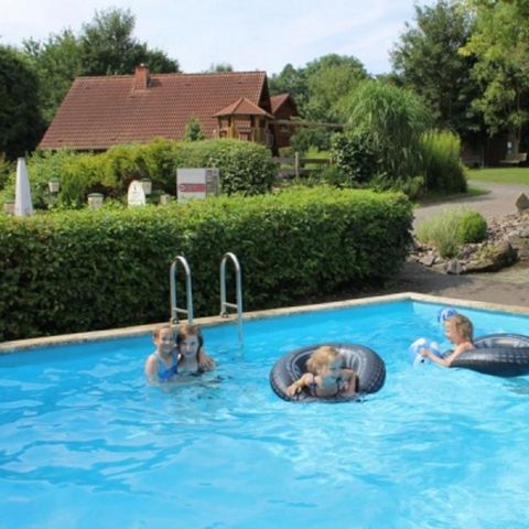 Bungalow 4 personen - Detached holiday home with a wood stove, in the Bruchttal