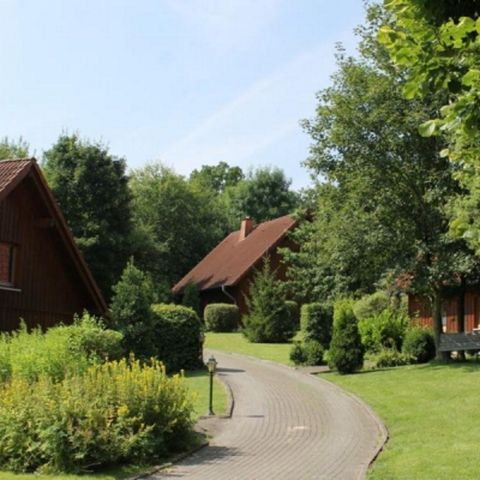 Bungalow 3 personen - Cozy apartment with oven, located in the green Bruchttal