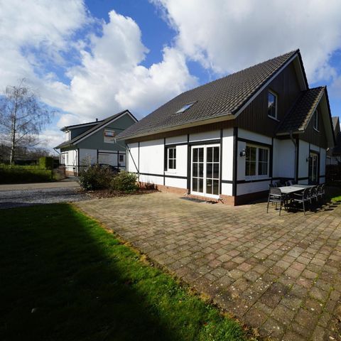 VAKANTIEHUIS 12 personen - Daelenbroeck Sauna