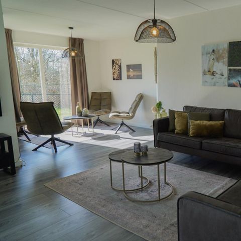 VAKANTIEHUIS 16 personen - t Hommelhuuske