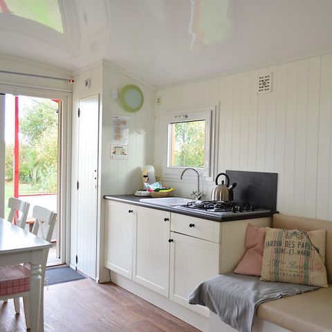 Stacaravan 4 personen - Pipowagen op het park