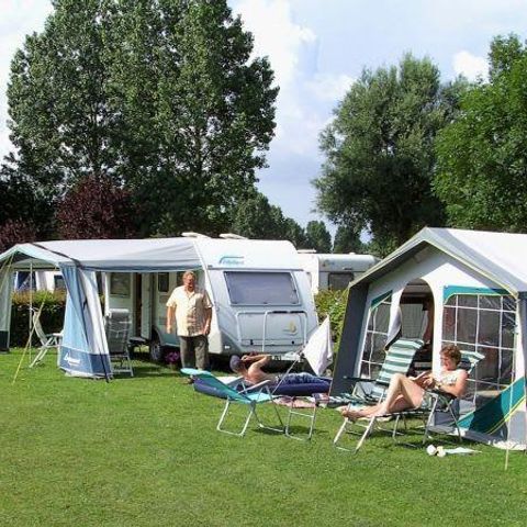 STAANPLAATS - Standaard