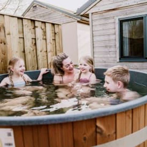 Bungalow 6 personen - Kidsbungalow Damhert incl. Sauna & Hottub