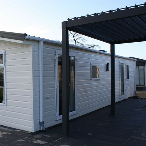 Stacaravan 4 personen - IJssel Chalet aan het water