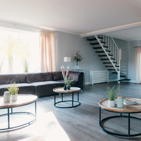 VAKANTIEHUIS 28 personen - Villa + Lodges (24 + 4)