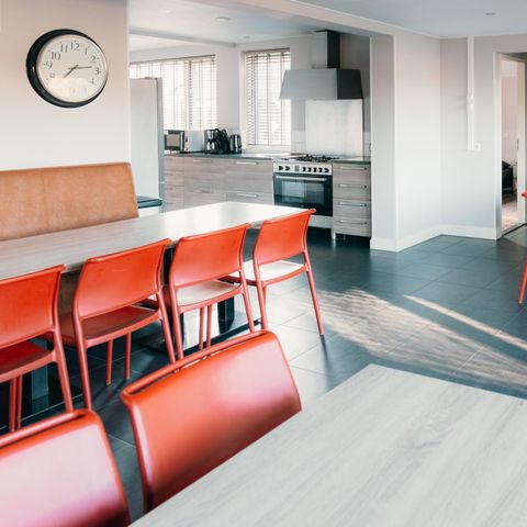 VAKANTIEHUIS 28 personen - Villa + Lodges (24 + 4)