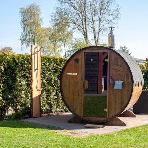 Chalet 6 personen - Veluwelodge met jacuzzi en sauna