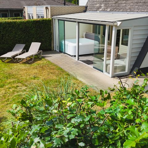 Bungalow 4 personen - Heuveltjes met jacuzzi en sauna