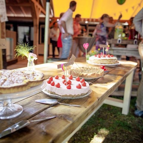 VAKANTIEHUIS 30 personen - Groepsverblijf Kapschuur + 5 vissershuisjes (30 personen)