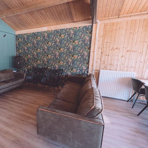 UNIEKE ACCOMMODATIE 24 personen - Groepsruimte het Strandhuis + 6 Tiny Houses (24 personen)