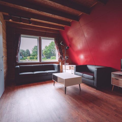 VAKANTIEHUIS 48 personen - Groepsverblijf Kapschuur + 8 vissershuisjes (48 personen)