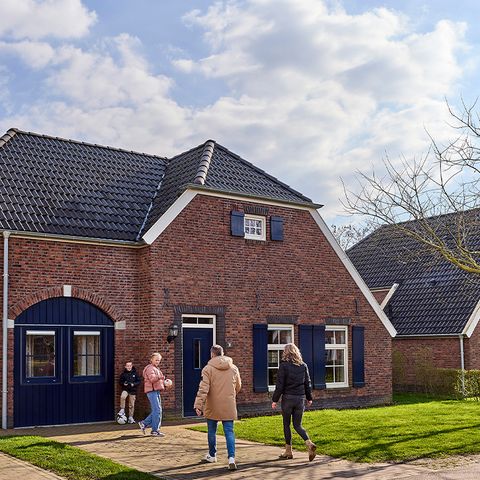 VAKANTIEHUIS 13 personen - Luxe