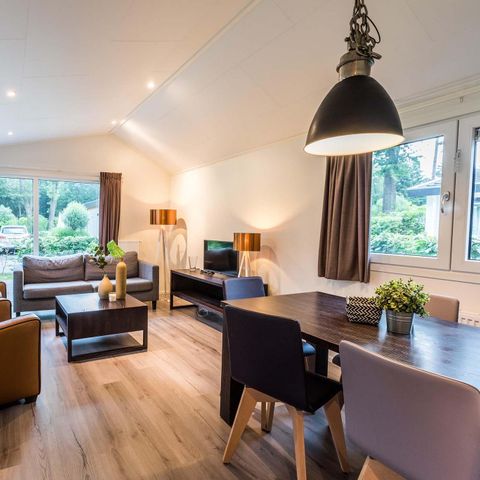 VAKANTIEHUIS 5 personen - Parel Wellness (Hottub)