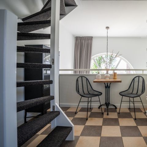 VAKANTIEHUIS 4 personen - 4 persoons premium vakantiewoning met vide
