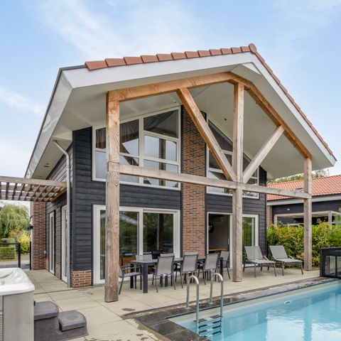 Villa 10 personen - (overdekt) zwembad en Wellness (Spa)