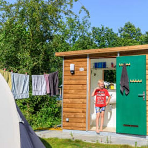 Kampeerplaats - Comfortplaats met privé sanitair