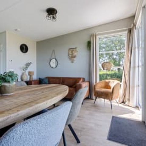 Chalet 6 personen - de Tjotter (max. 4 adults + 2 kids)