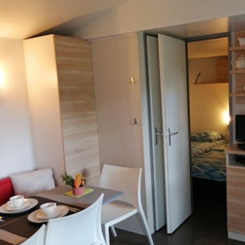 Caravan 4 personen - Holiday Home (huisdiervriendelijk)