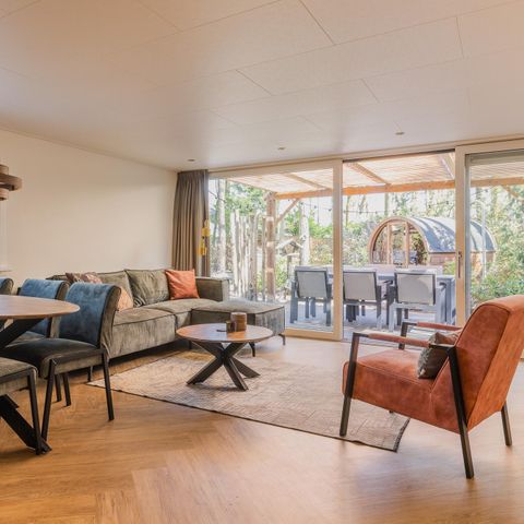 Bungalow 6 personen - Bos Eco met Hottub en Sauna