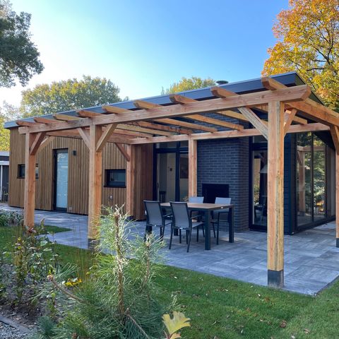 Bungalow 6 personen - Berken Lodge Eco met Hottub en Sauna