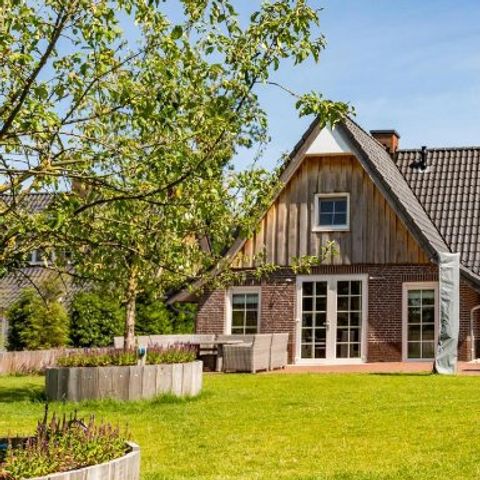 VAKANTIEHUIS 14 personen - Villa Wilgenhaege Whirlpool