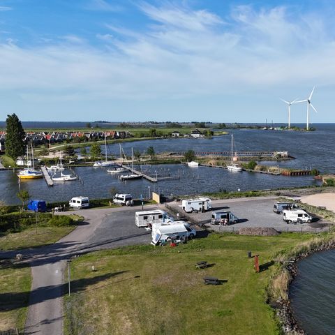 STAANPLAATS - Camperplaats Comfort XL