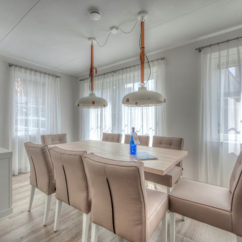 Villa 8 personen - De With Luxe