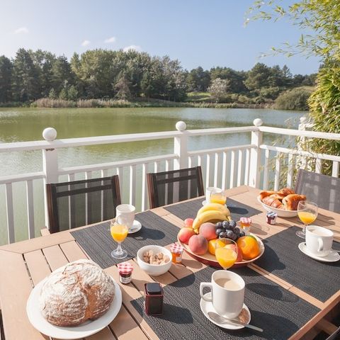 Bungalow 8 personen - - 2 bedrooms + 1 sleeping alcove - Terrace - Lake view