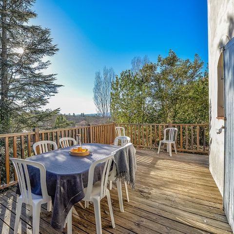 Vakantiehuis 8 personen - - 3 bedrooms - Large Terrace