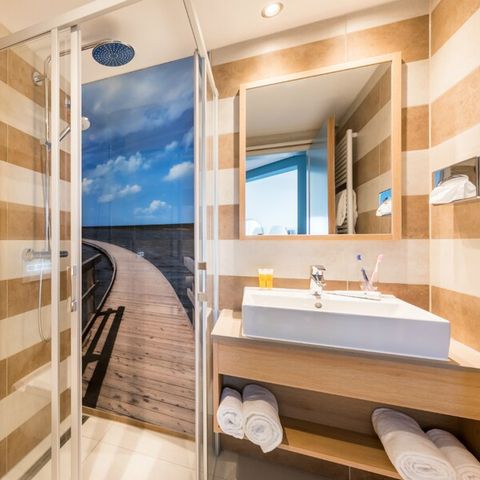 Hotelkamer 4 personen - BK408 (max. 2 adults)