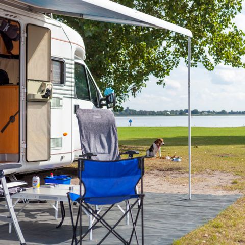 STAANPLAATS - Camperplaats comfort