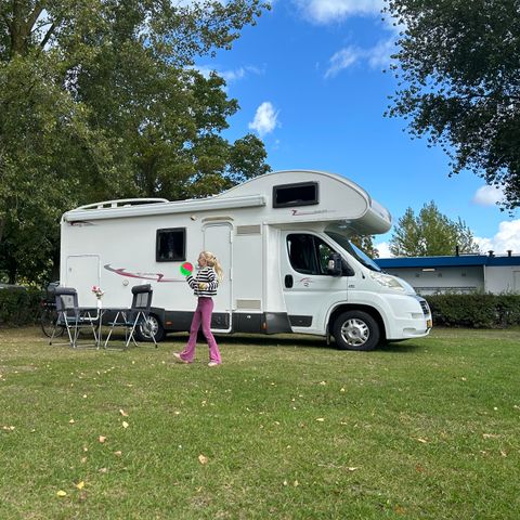 STAANPLAATS - Camperplaats comfort